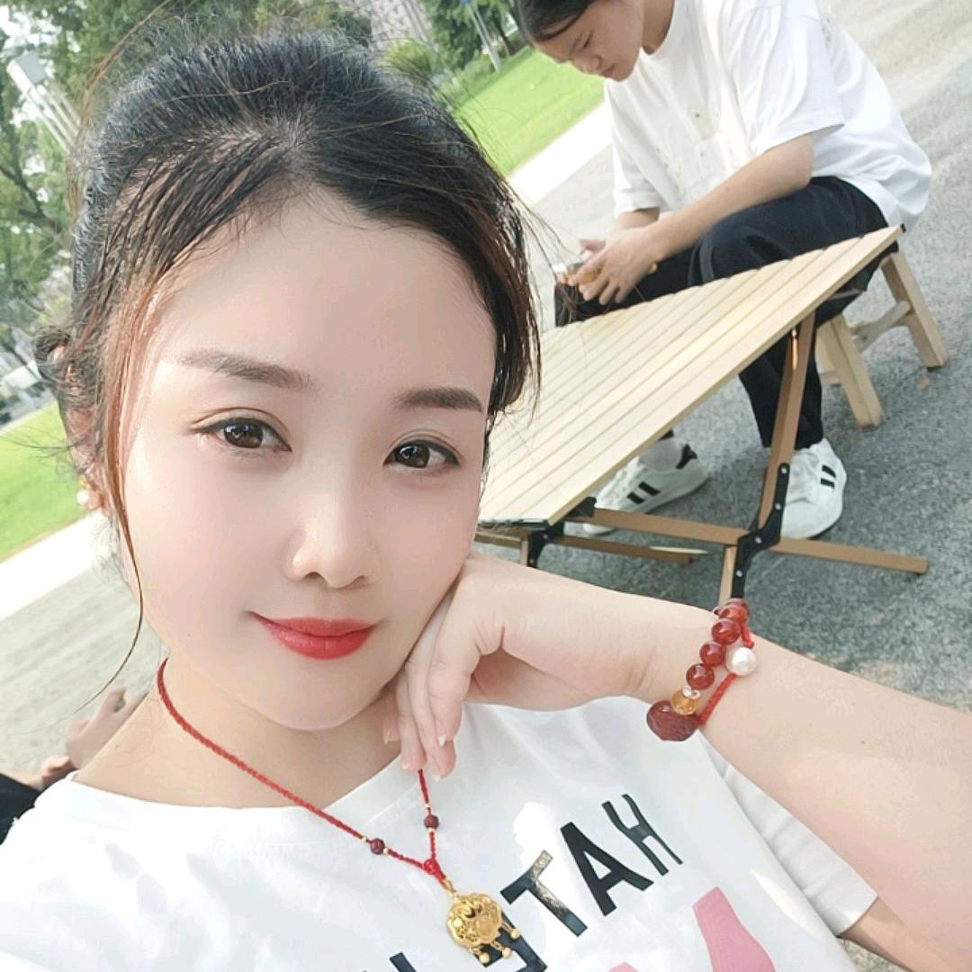 周可爱😊
