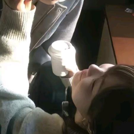 ᙆʸ喆