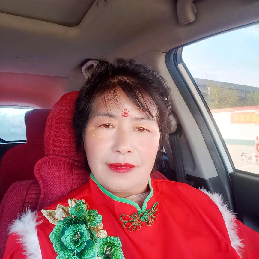 搞笑的玲玲