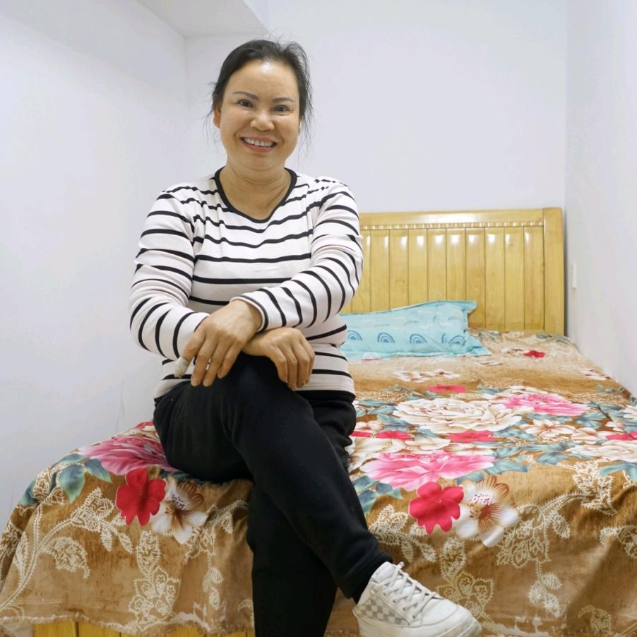 黄敏，我爱我的家人。