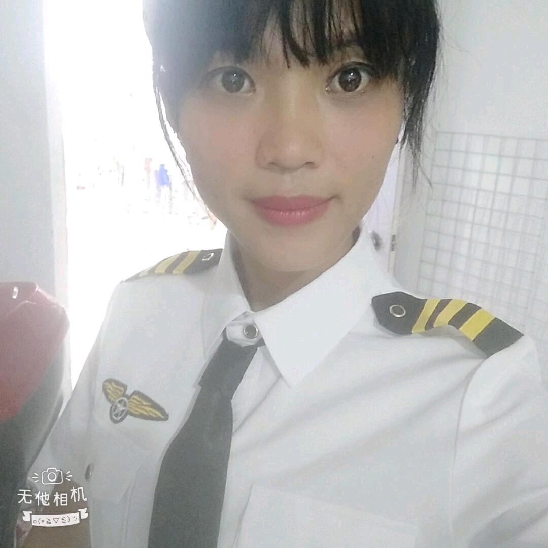 972588401