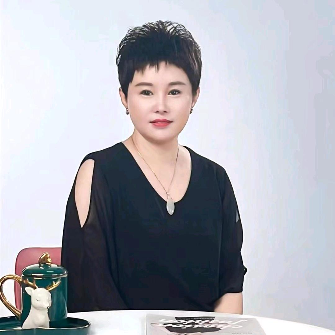 DSC大码女装燕姐