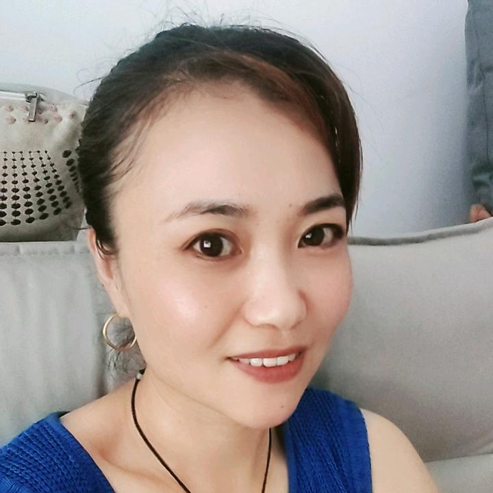 周谷堆，摆摊妹