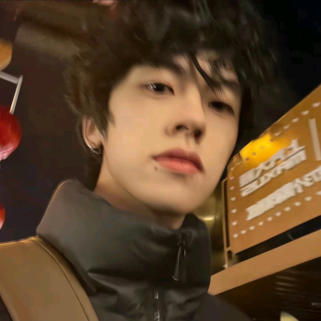 也七色