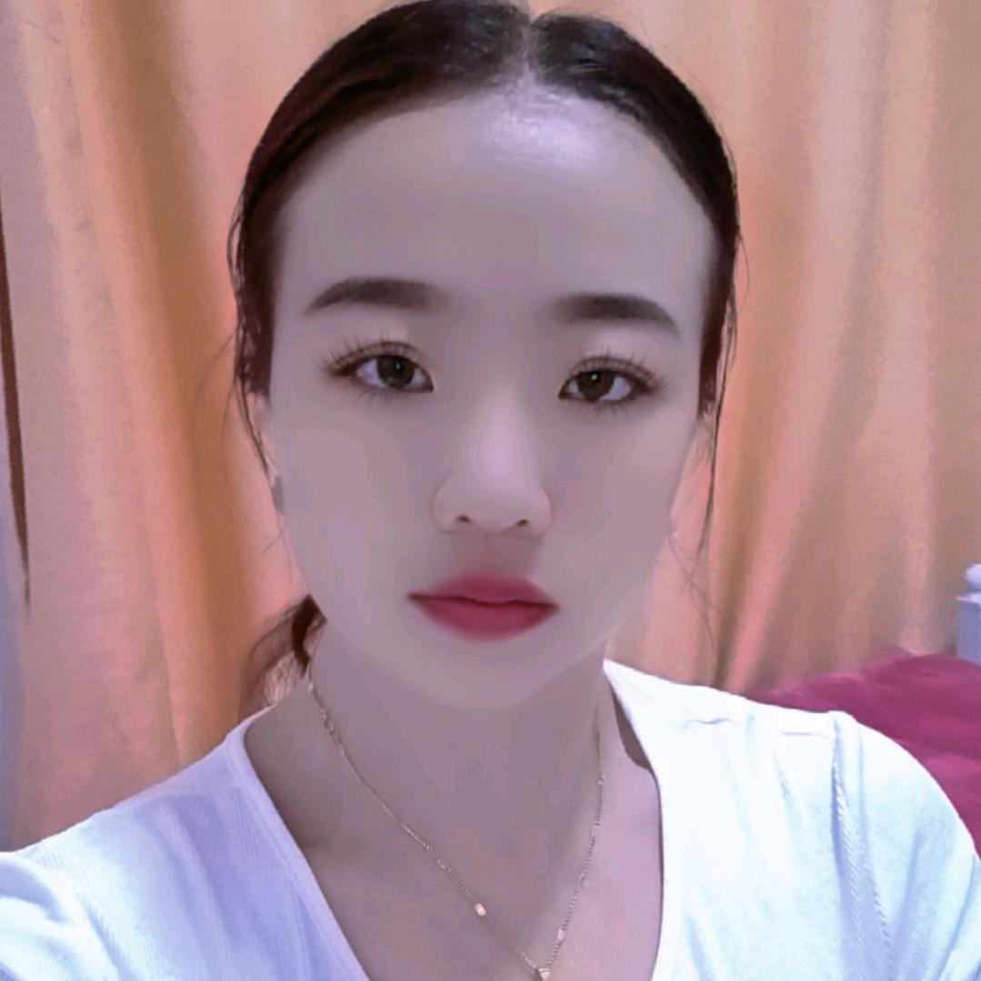 我是一个单亲妈妈一个人带着三个孩子🌹