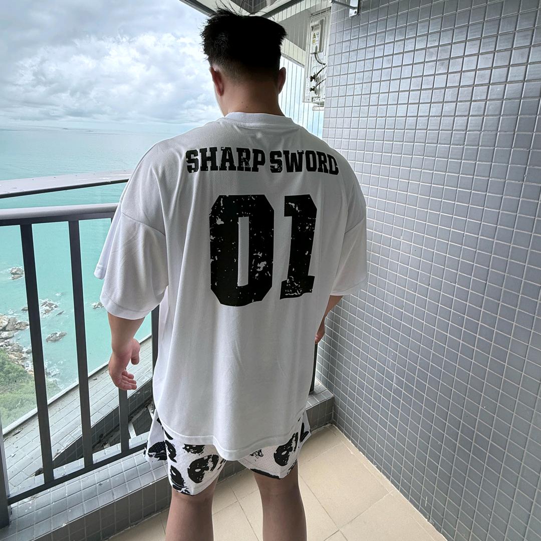 头大肌肉小