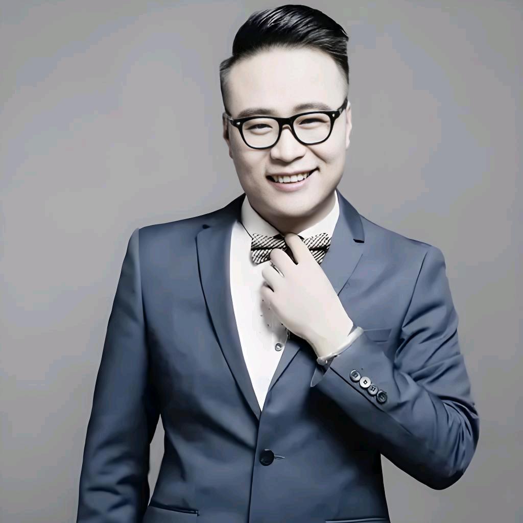 李邵华（大妈扭得美）
