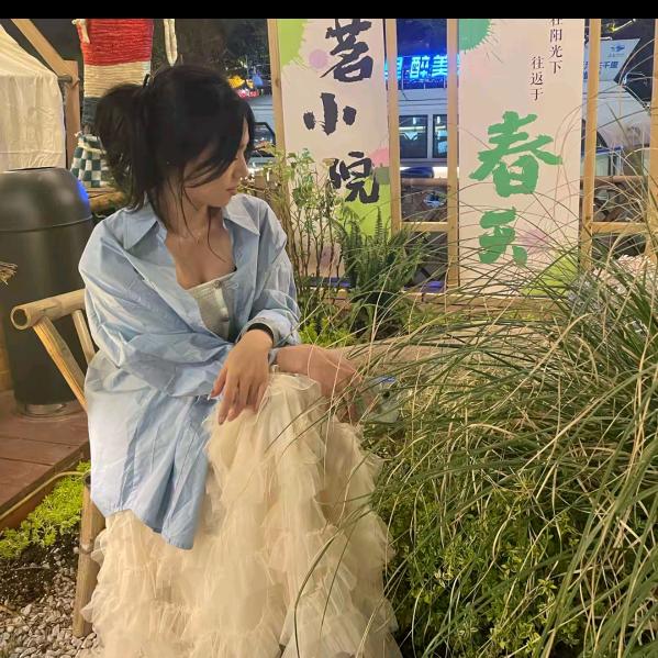 初见
