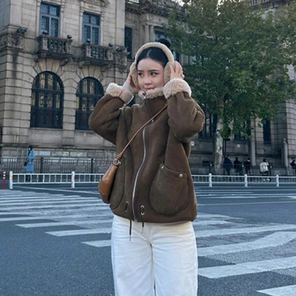 海宁桃喜轻奢女装