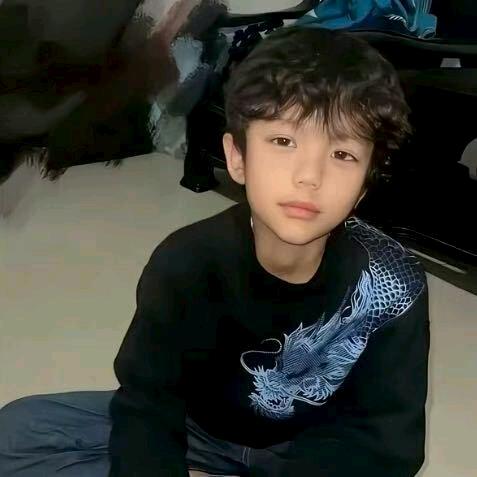 圈圈Thomas