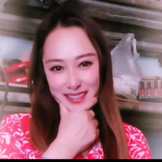英子