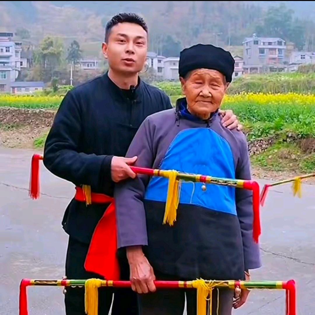 阿晓与外婆