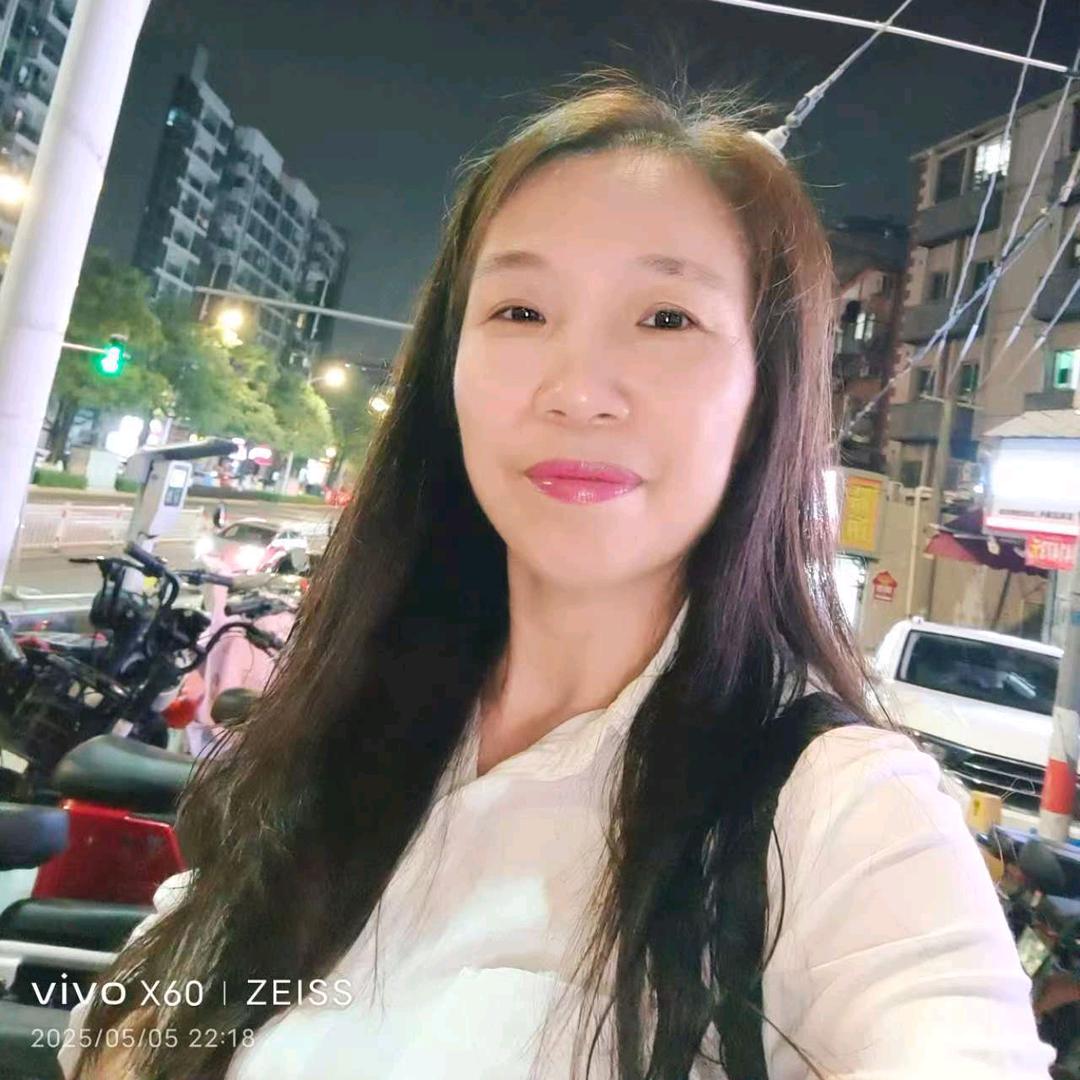 等待一个为我撑☂️的人