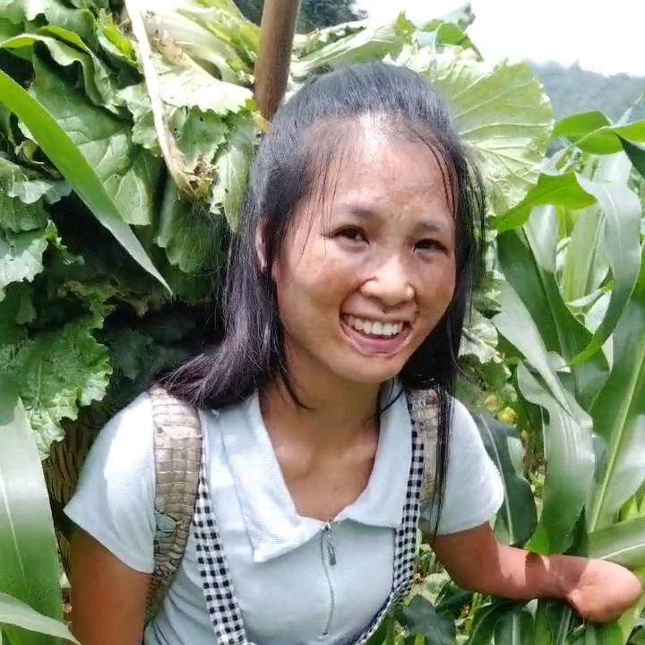 黑妹.