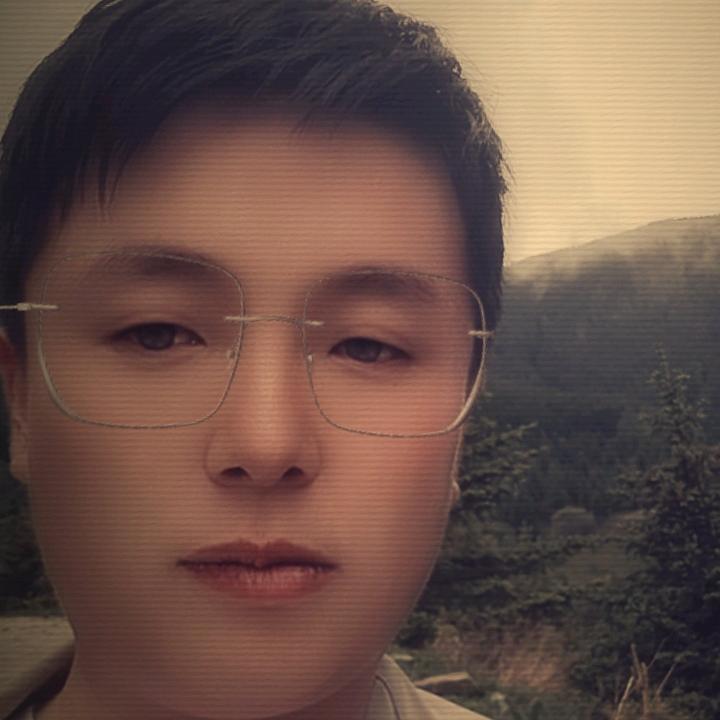 M²