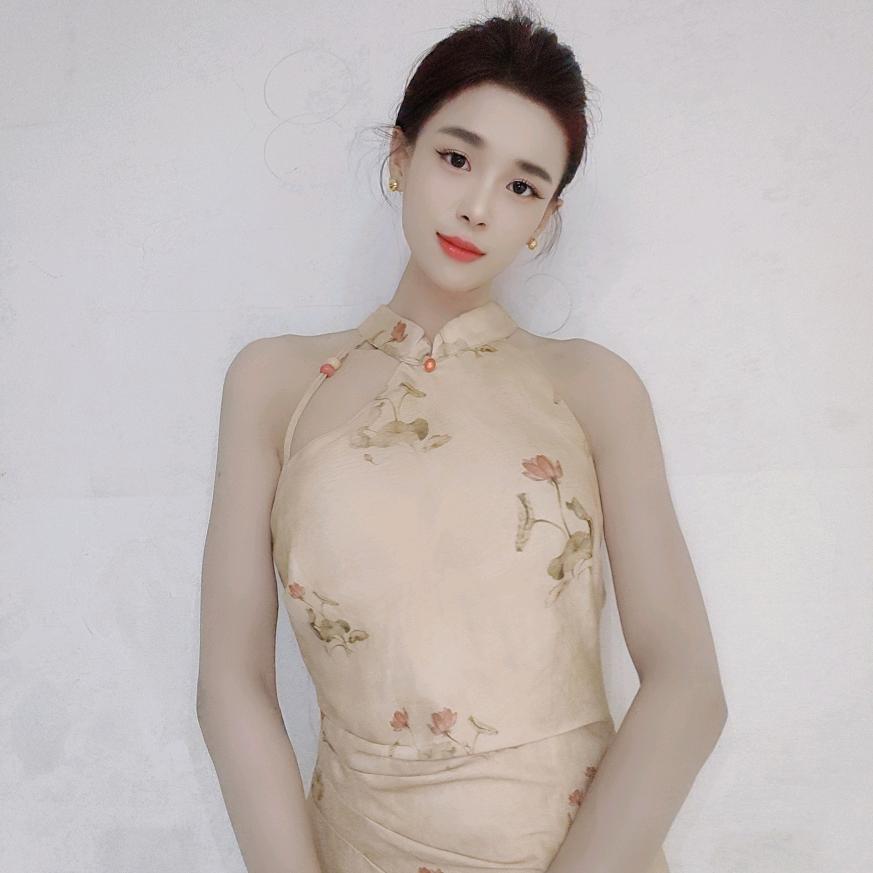 YOU QIAN HUA泳