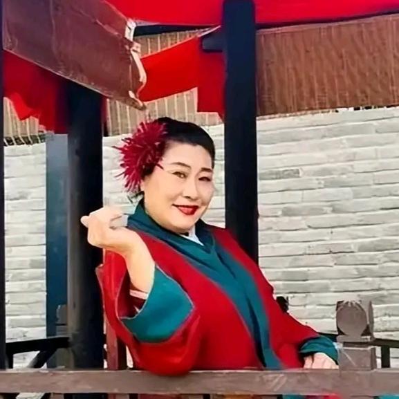 河南三妹现场（东京龙亭 大狮子