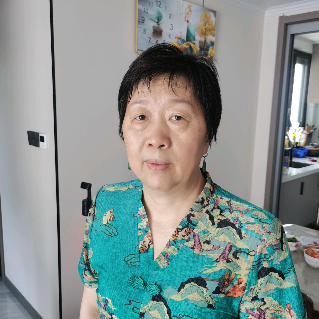 徐菊