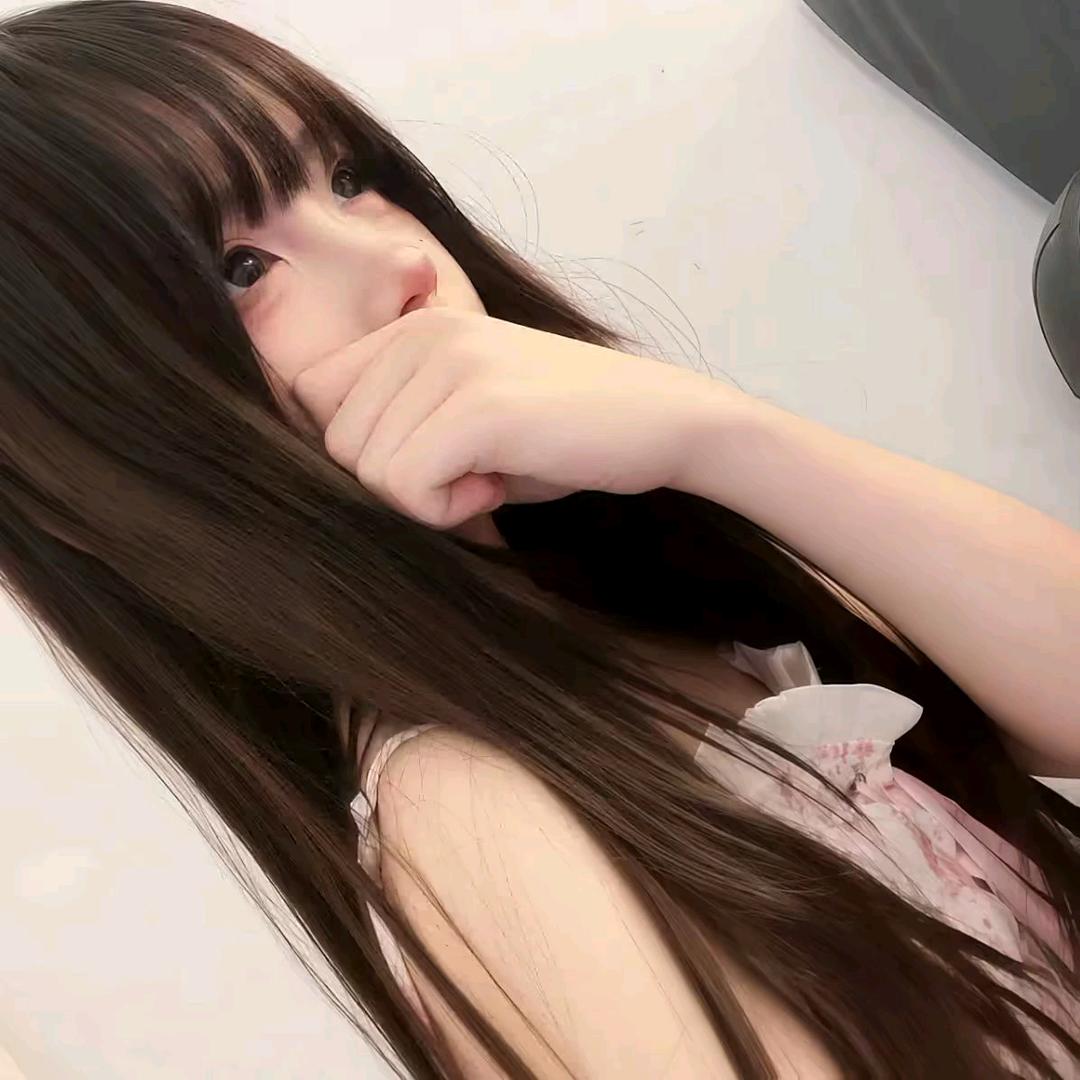 Yi.