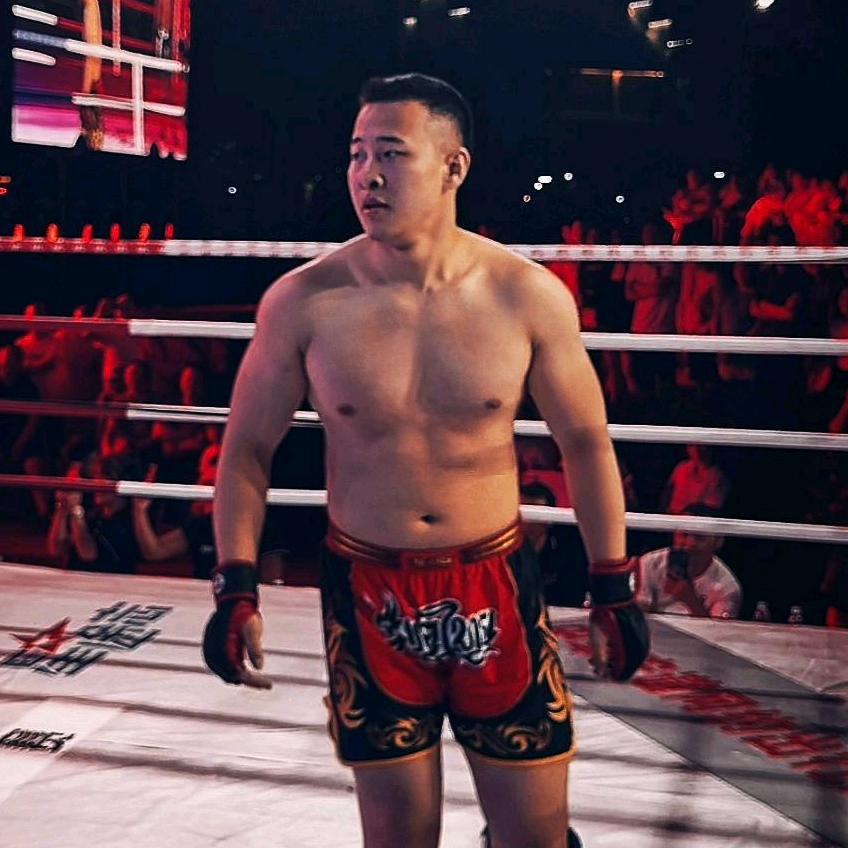 吊打 MMA