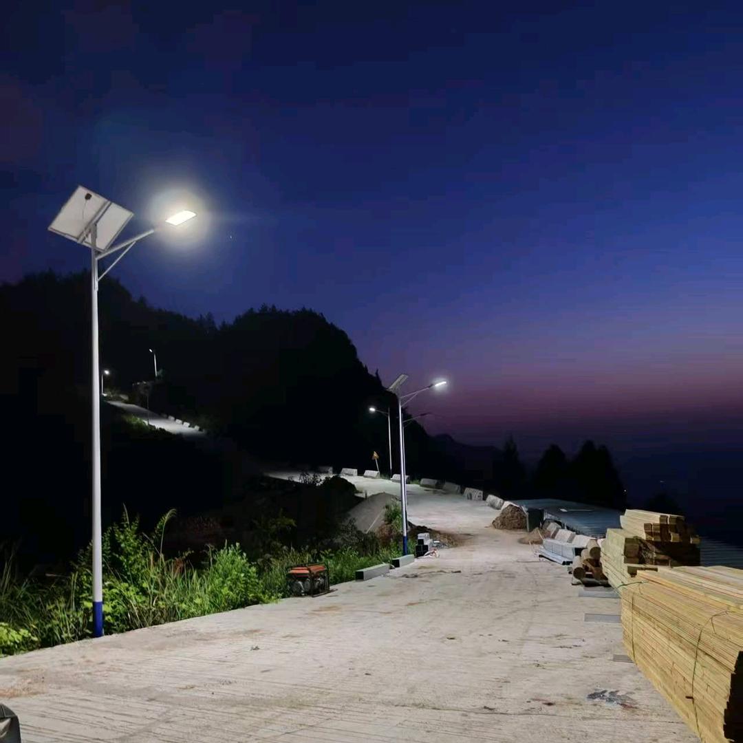 中会太阳能路灯工厂