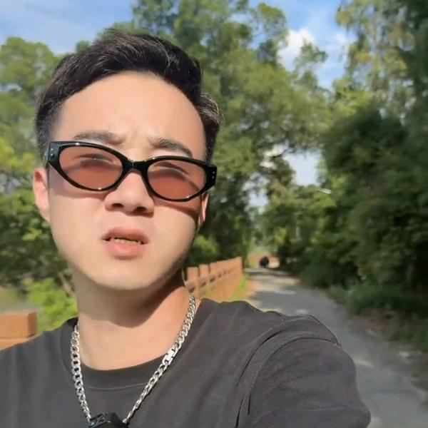 欧阳锋小火鸡户外剪辑