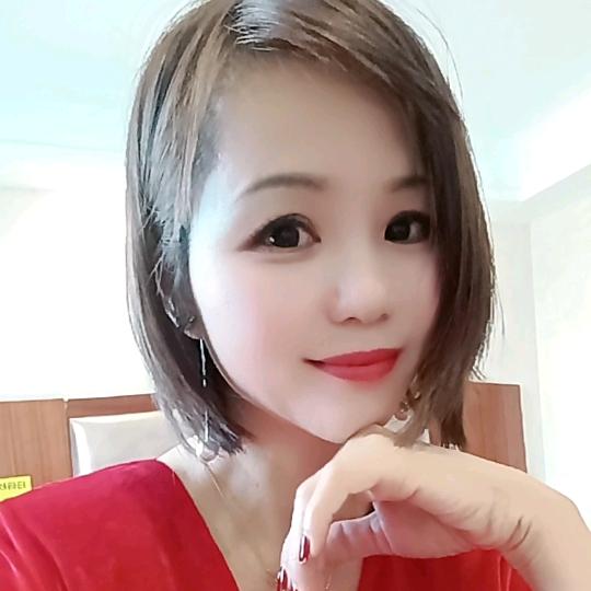 月儿🌙欠一个城堡