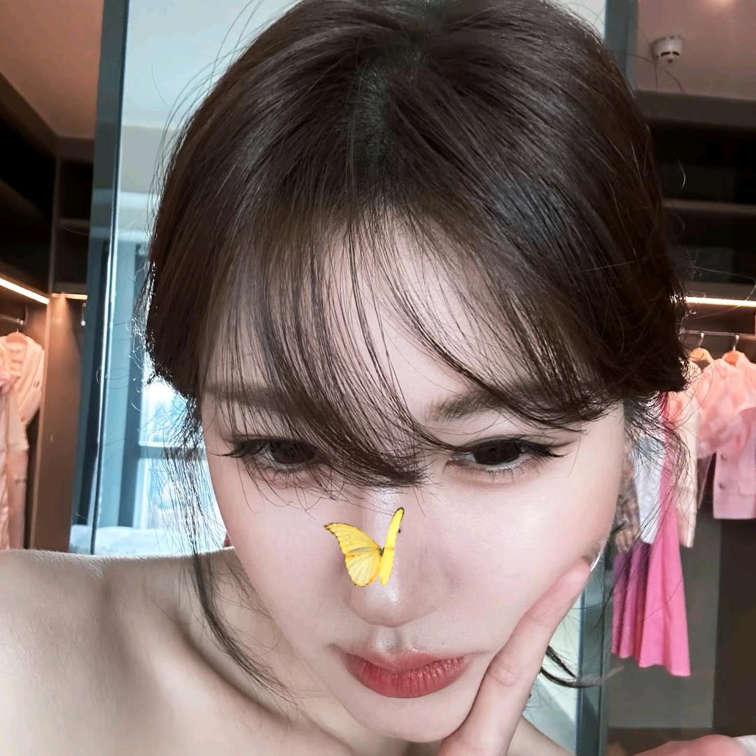 花花.