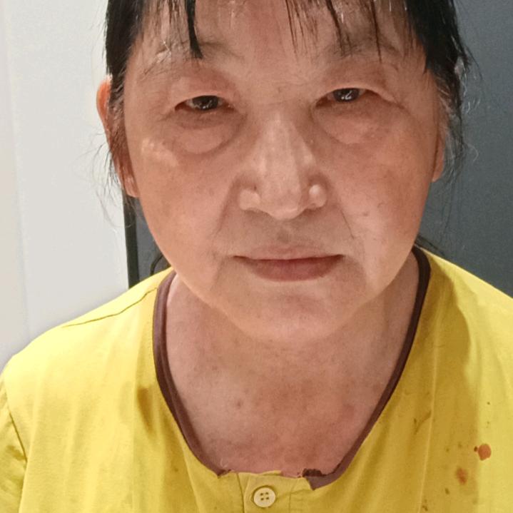 酷爱听戏曲