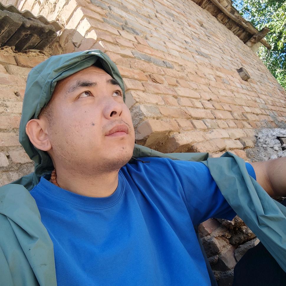 周嵘的朋友圈
