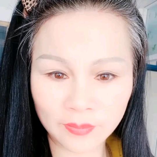 帮助姐妹们一起变美，聊天室