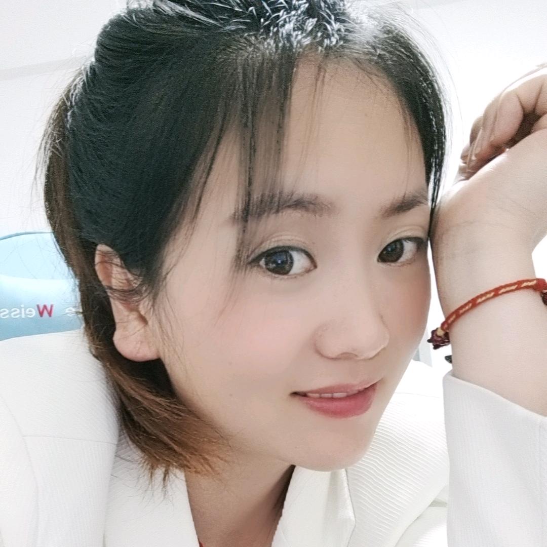 莲儿😘