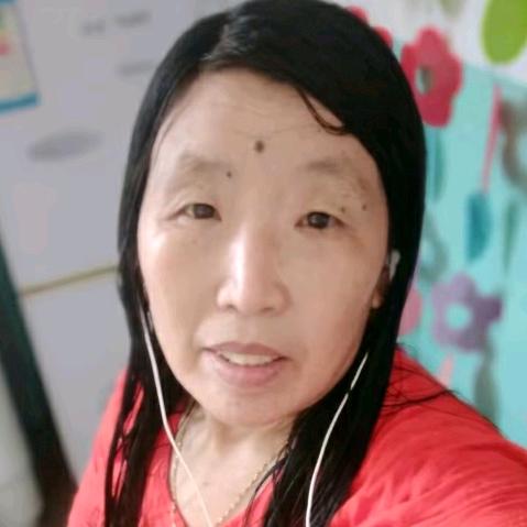 屈婷姐小号大号晚上七点十分开播