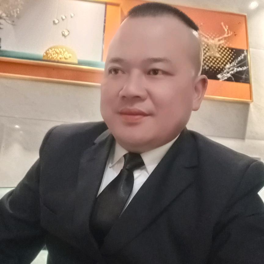 梁少爷