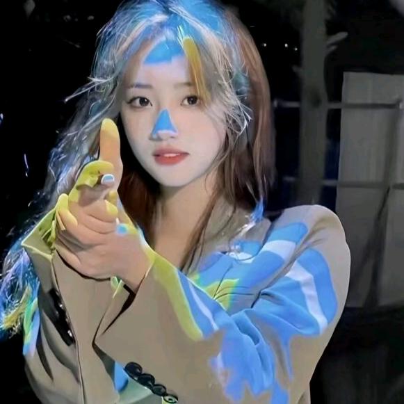 L.♡