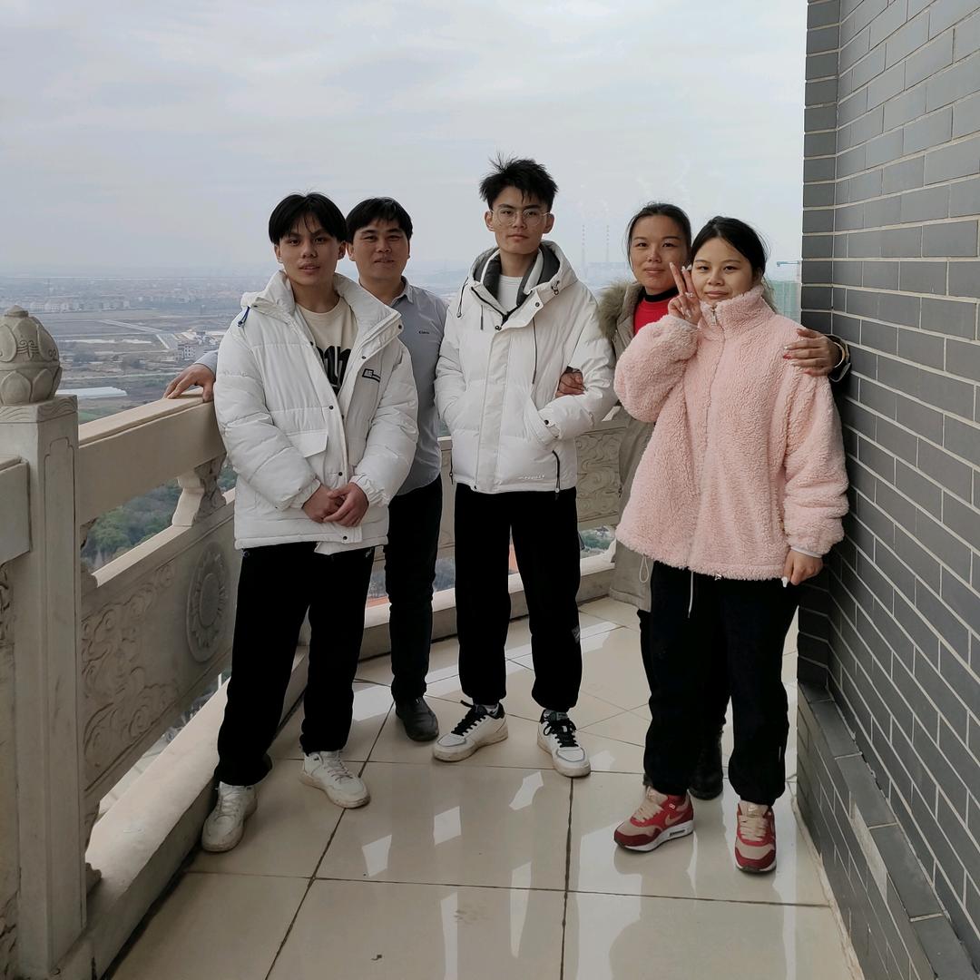 用户8259065163146张小红