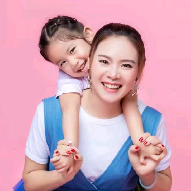 小伊和妈妈
