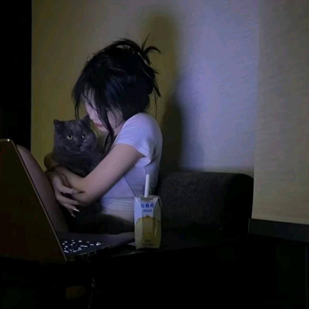 美女