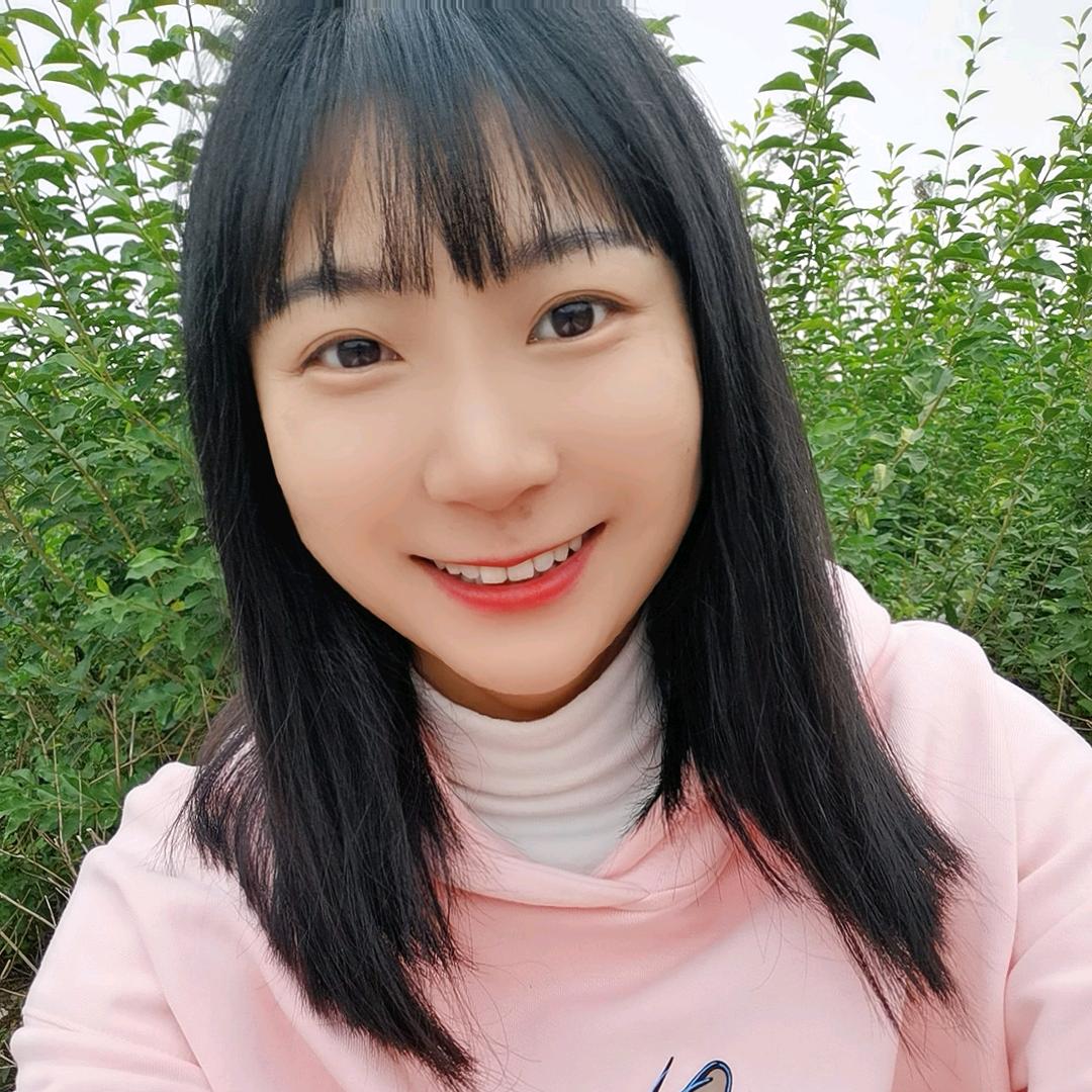 陈小陈（串珠子的小姐姐）