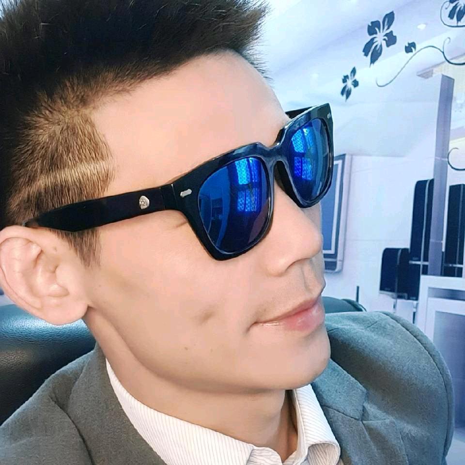 王拽拽
