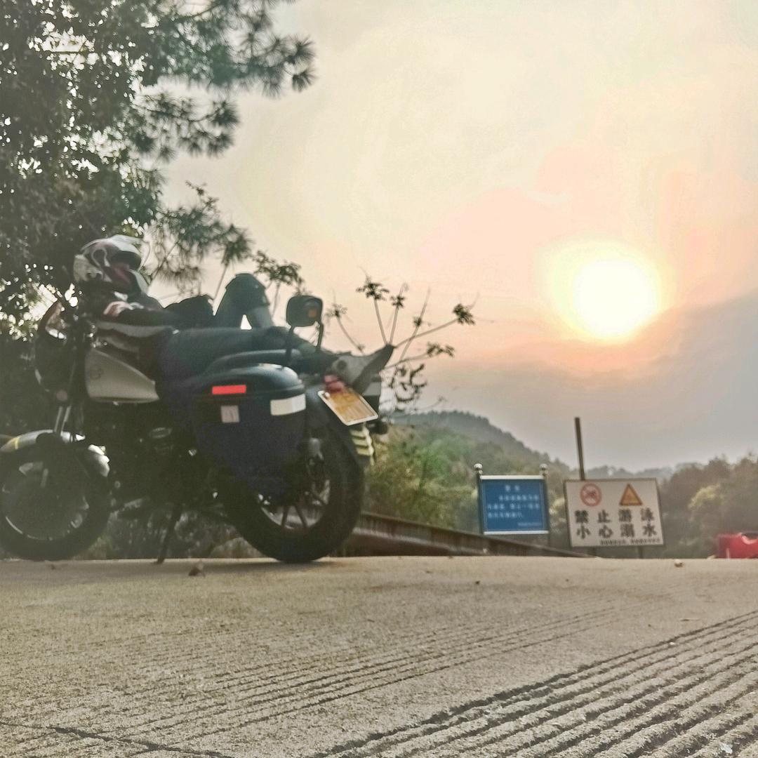 ✨忆心✨不会骑车