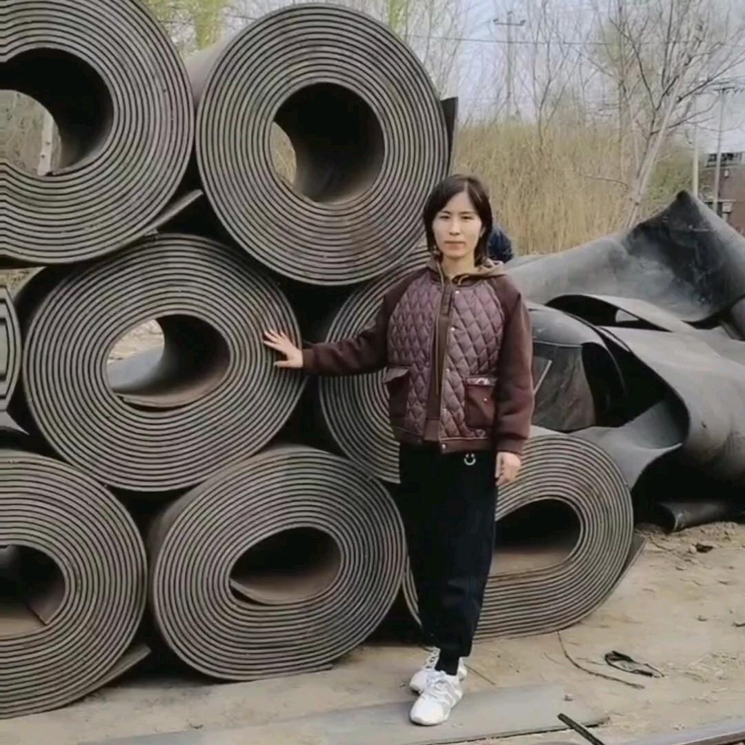 新旧橡胶输送带小王