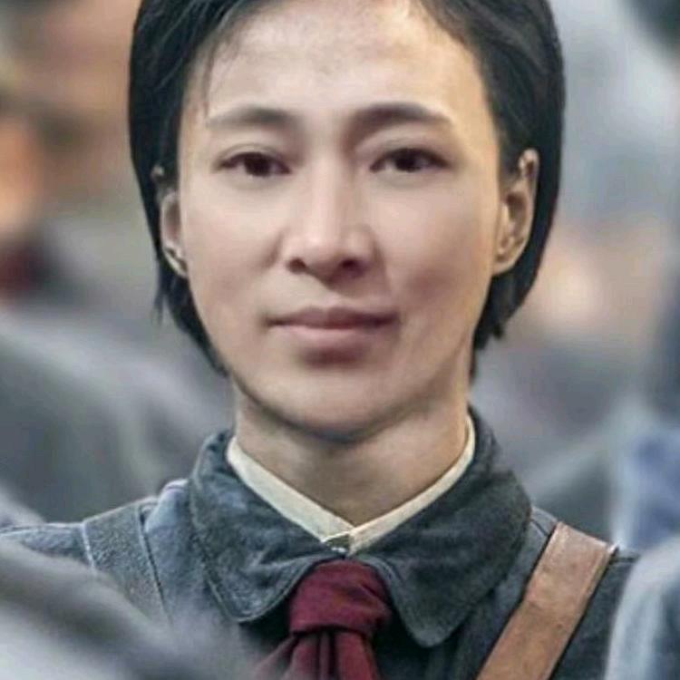 凤姐（喜欢对口型琴书）