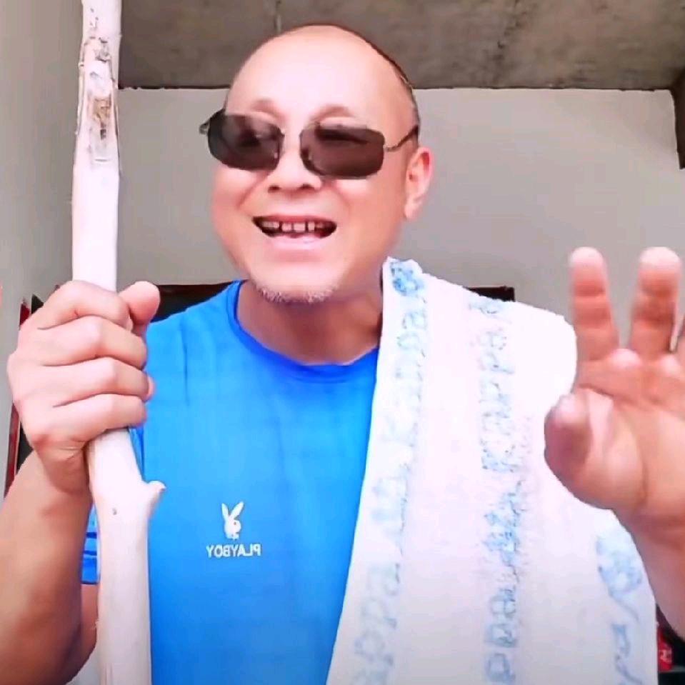 双脚踏上幸福路