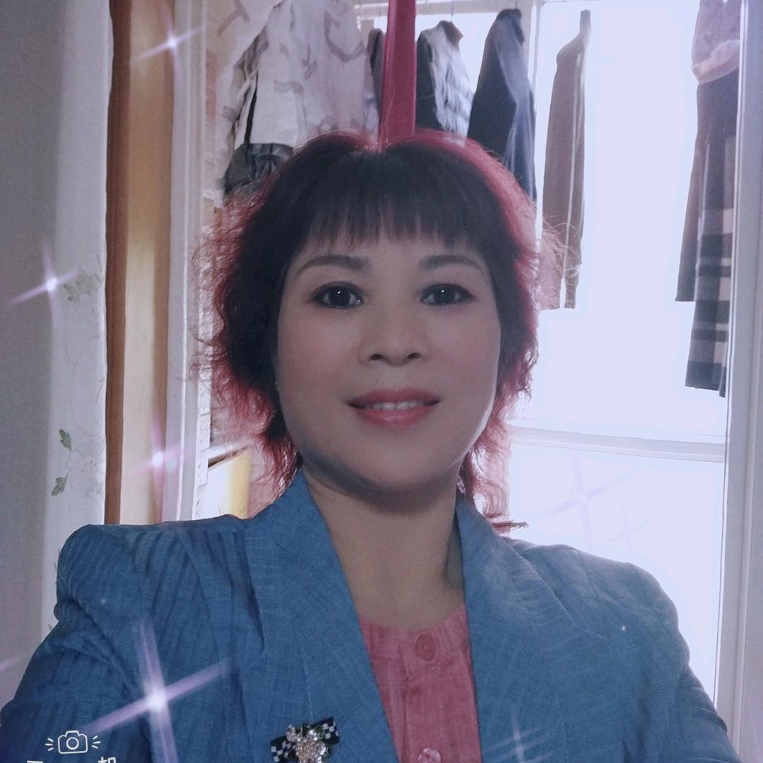 杨英（拒私聊）