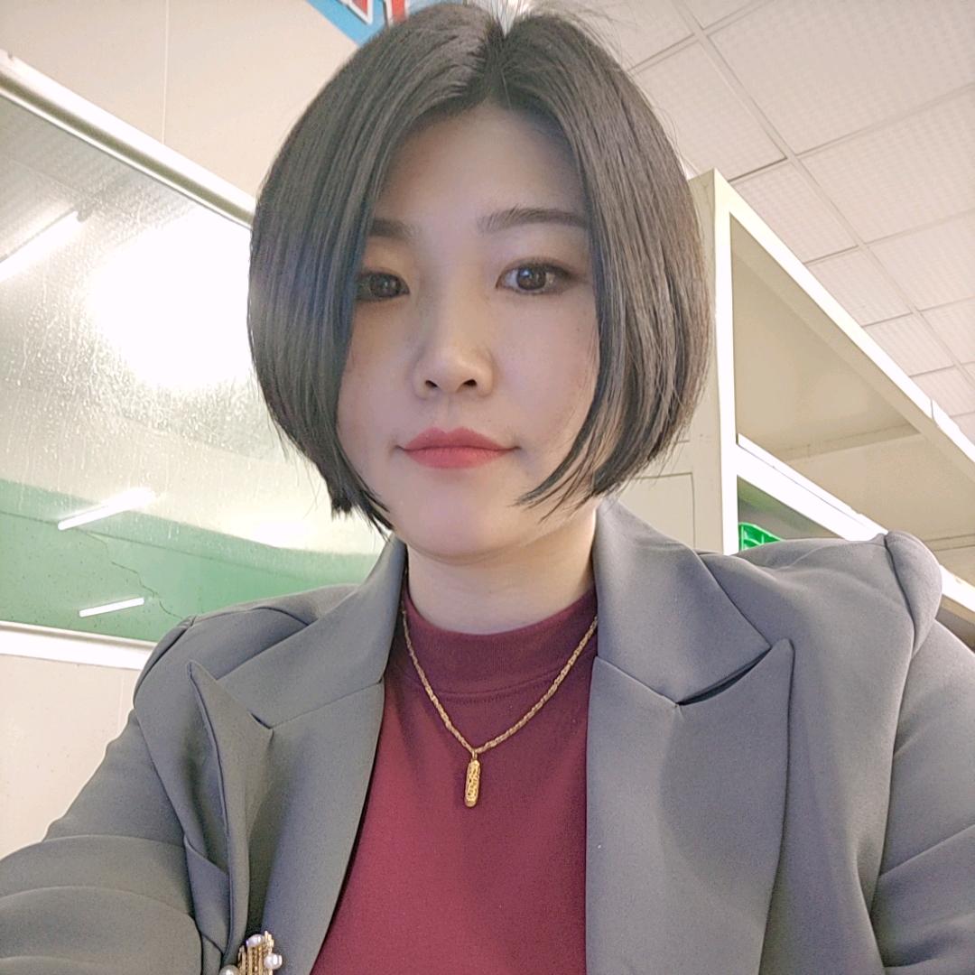 有钱就把日子过好，没钱就把心态调好🌹