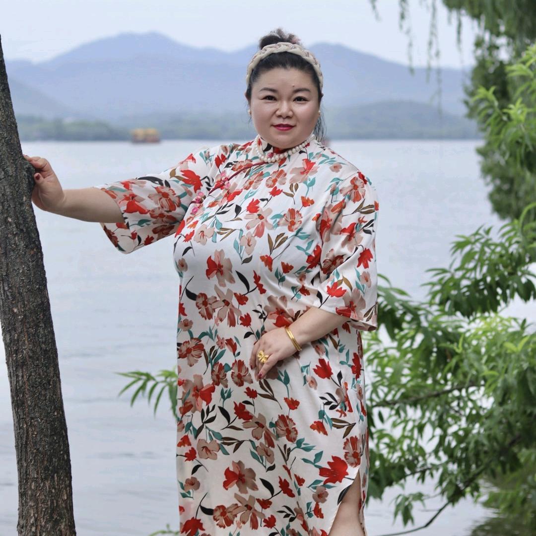 黄小兰🌹（兰总）