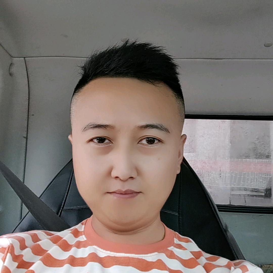 谭静