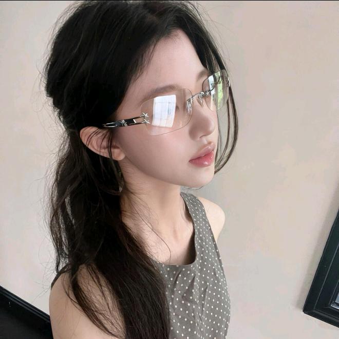 蹭穹百货
