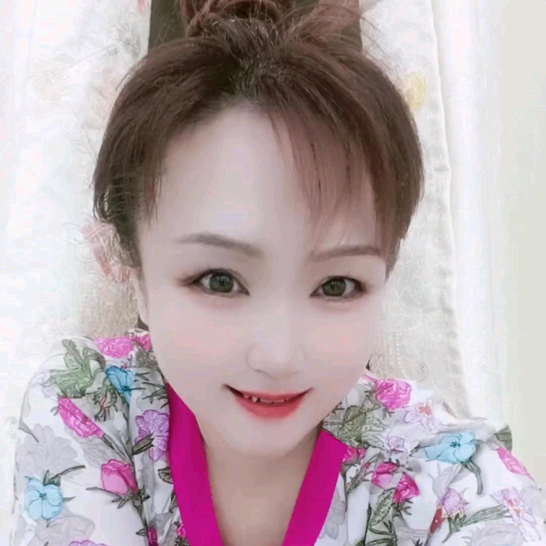 踏雪寻梅
